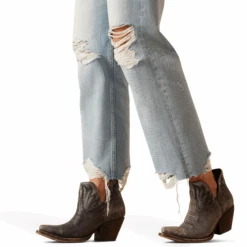 Ariat Ariat Women's Ultra High Rise Tomboy Straight Jean 8 Ariat Ariat Women's Ultra High Rise Tomboy Straight Jean -Ariat ariat ariat womens ultra high rise tomboy straight 2